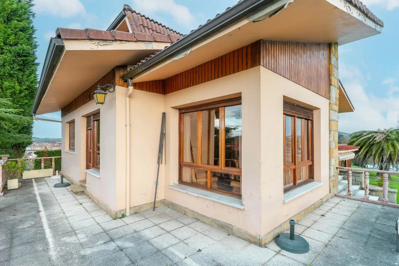 Vista exterior de Casa o chalet en venta en Siero con Calefacción, Jardín privado y Parquet