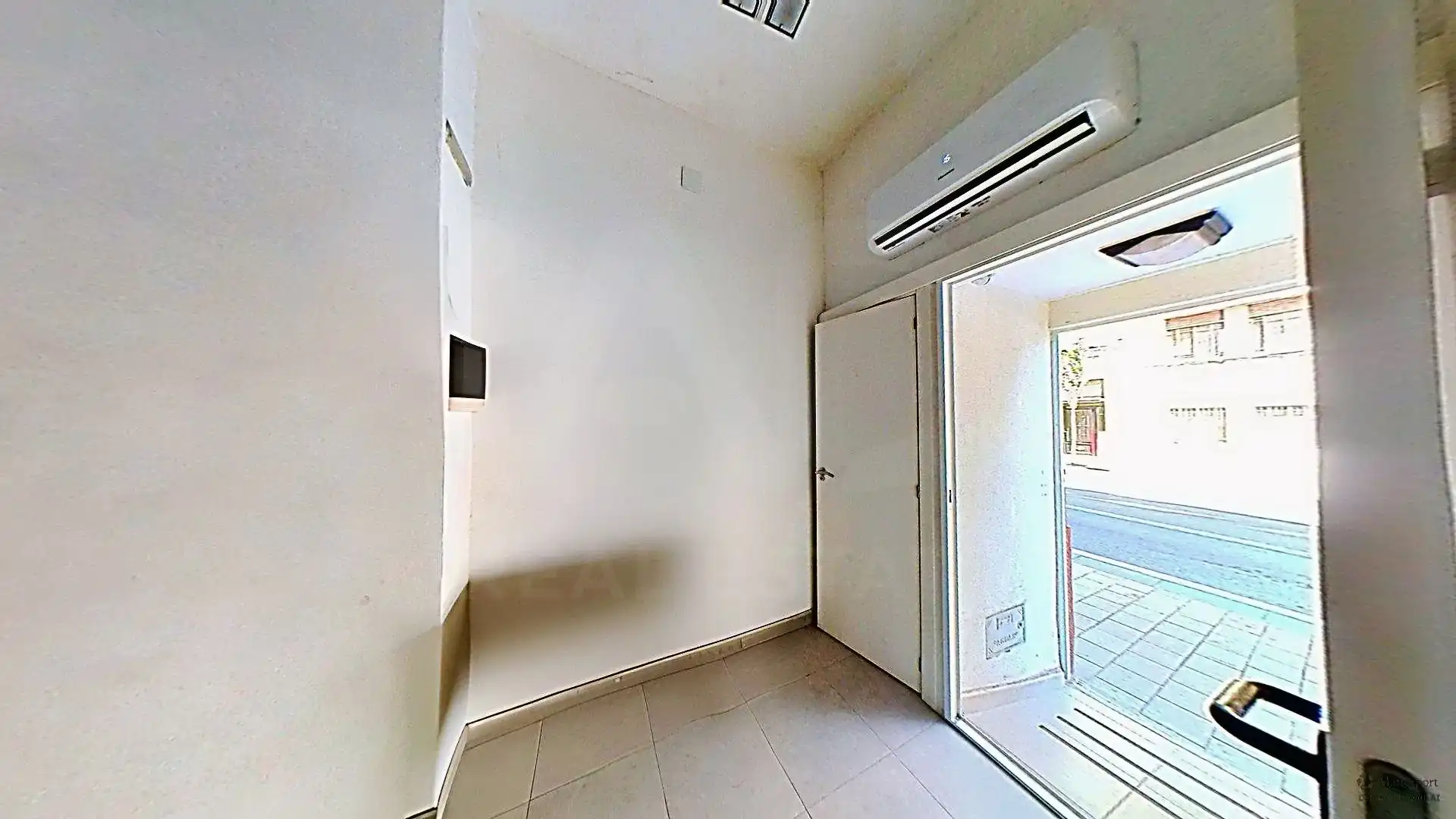Local en venta en Pla - Carolinas