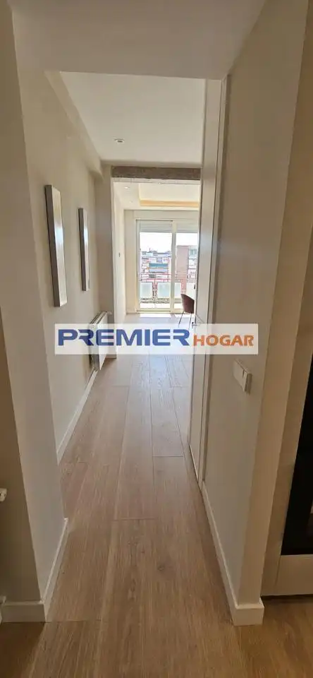 Flat for sale in Madrid  with Air Conditioner, Heating and Terrace