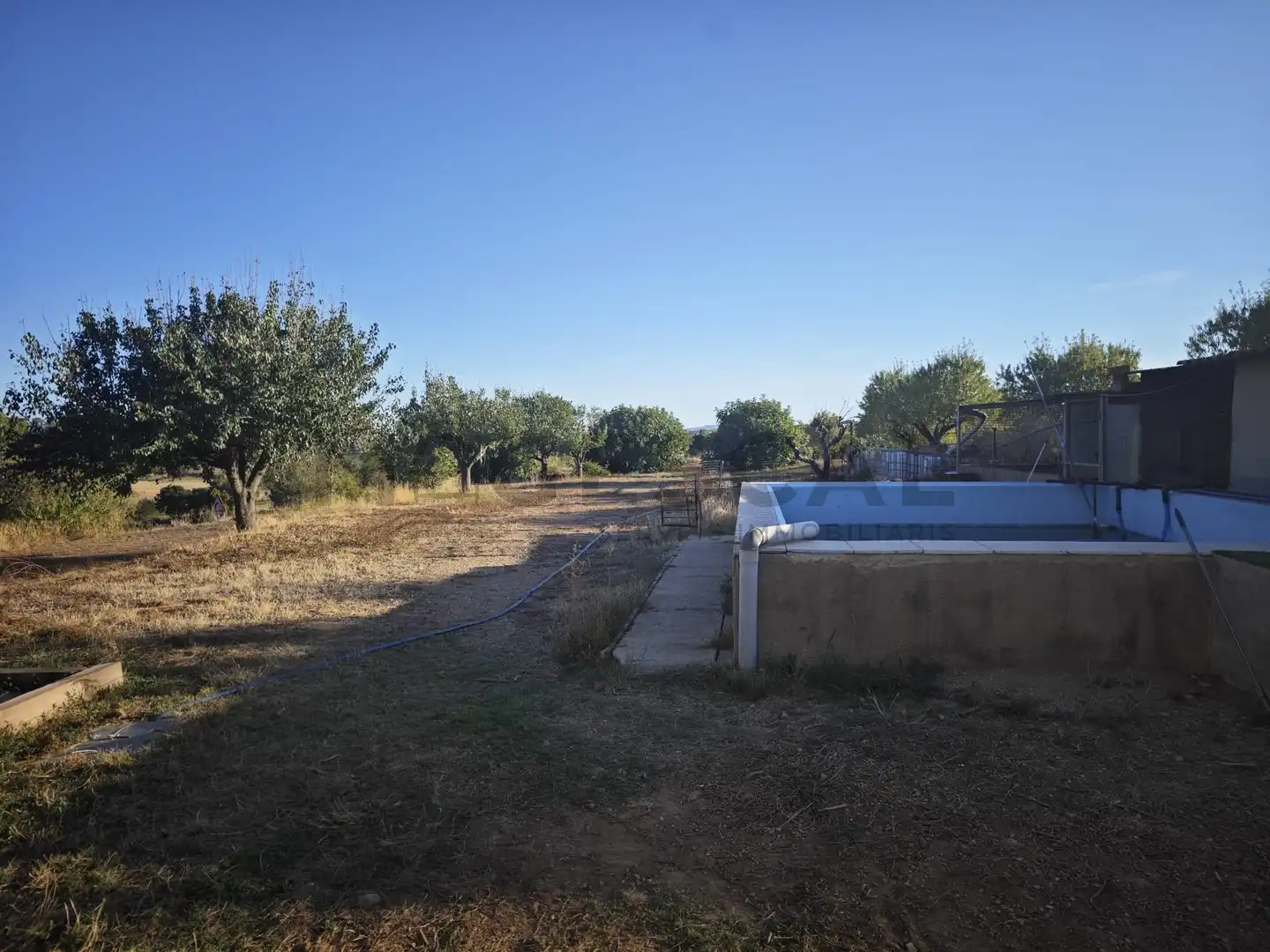 Casa rustica con piscina in vendita a CAN TURULL