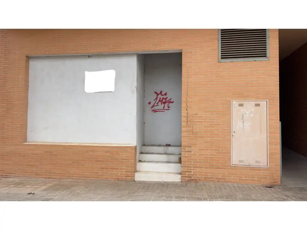 Vista exterior de Local en venta en Sagunto / Sagunt con Terraza