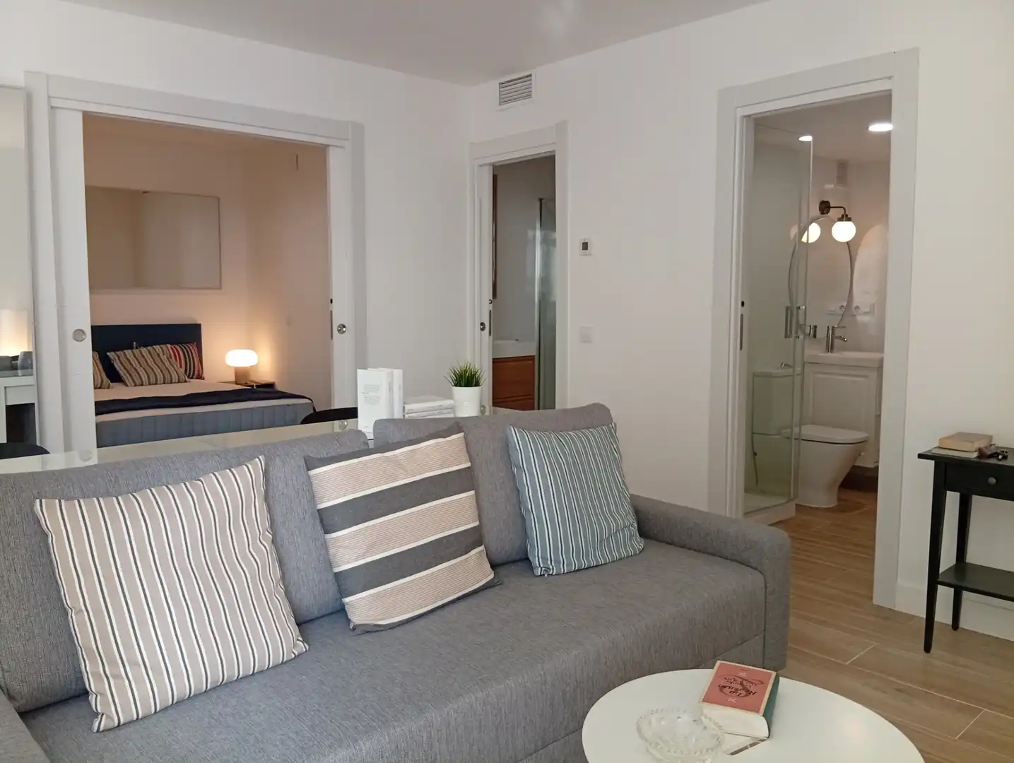 Sala de estar de Piso en venta en Madrid con Aire acondicionado, Calefacción y Amueblado