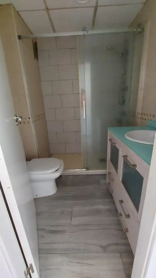 Bathroom of Flat for sale in Lleida  with Air Conditioner, Heating and Terrace