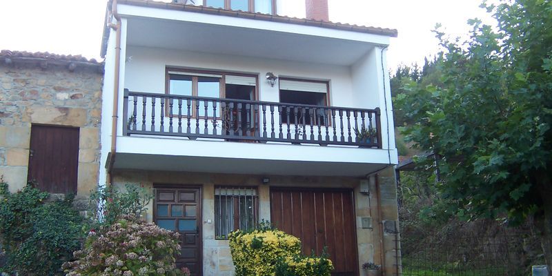 Exterior view of House or chalet for sale in Luena   with Private garden, Terrace and Furnished