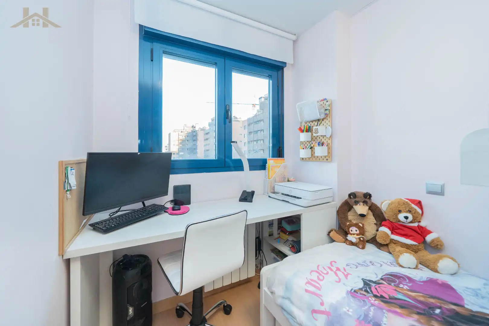 Bedroom of Flat for sale in Móstoles  with Air Conditioner and Community pool