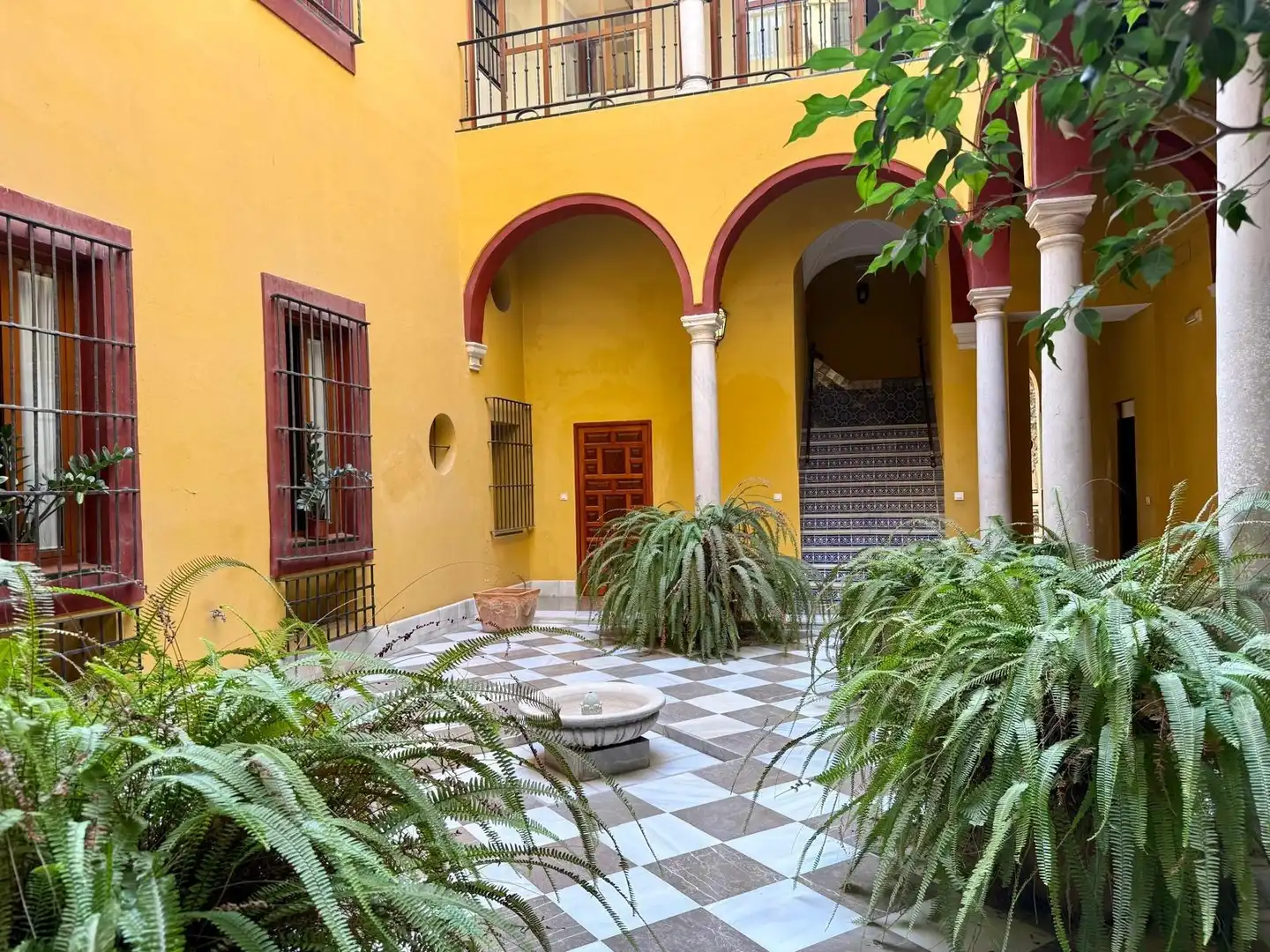 Exterior view of Flat for rent in Sevilla  with Air Conditioner, Heating and Furnished