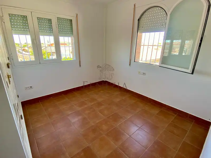 Bedroom of Detached homes for rent in El Puerto de Santa María  with Air Conditioner, Private garden and Storage room
