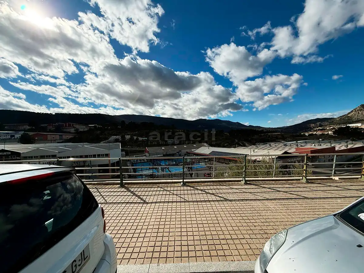 Vista exterior de Nave industrial en venta en Alcoy / Alcoi