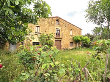 Casa rustica con giardino in vendita a Corçà