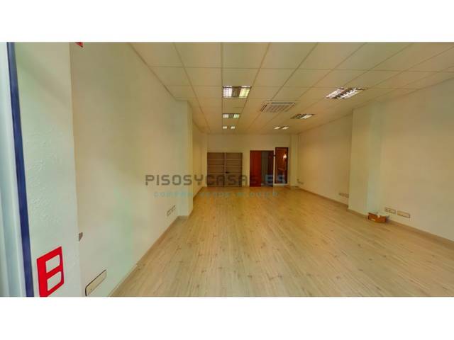 Local comercial en Alquiler en Calle Sor Juana De La Cruz, 25 en Ranillas