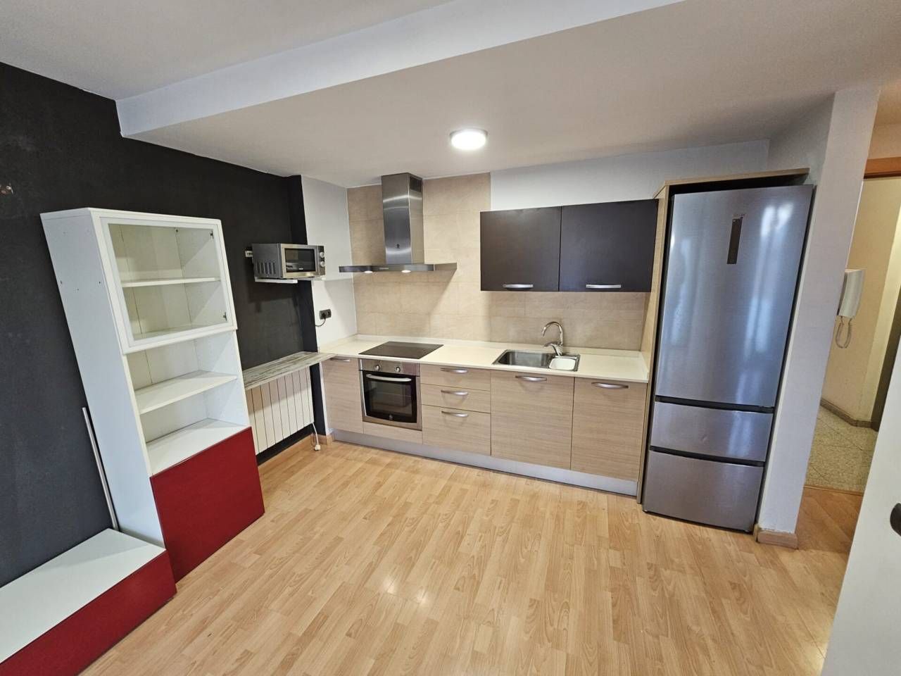 Cuina de Apartament de lloguer en Manresa amb Calefacció, Parquet i Balcó