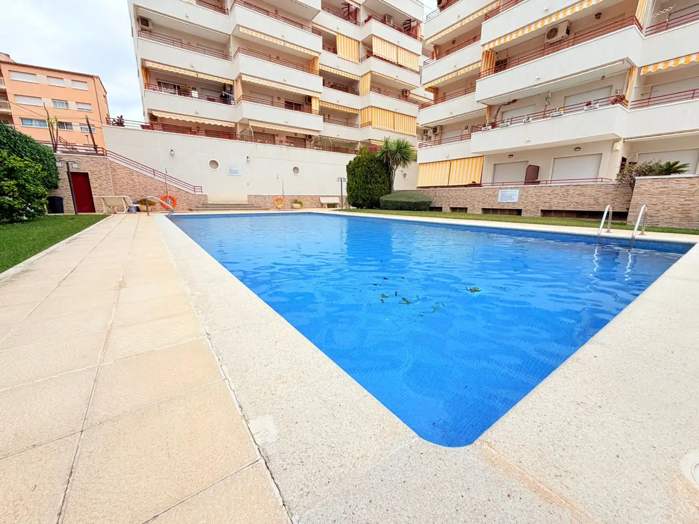 Piscina de Apartamento en venta en Cunit con Aire acondicionado, Jardín privado y Terraza