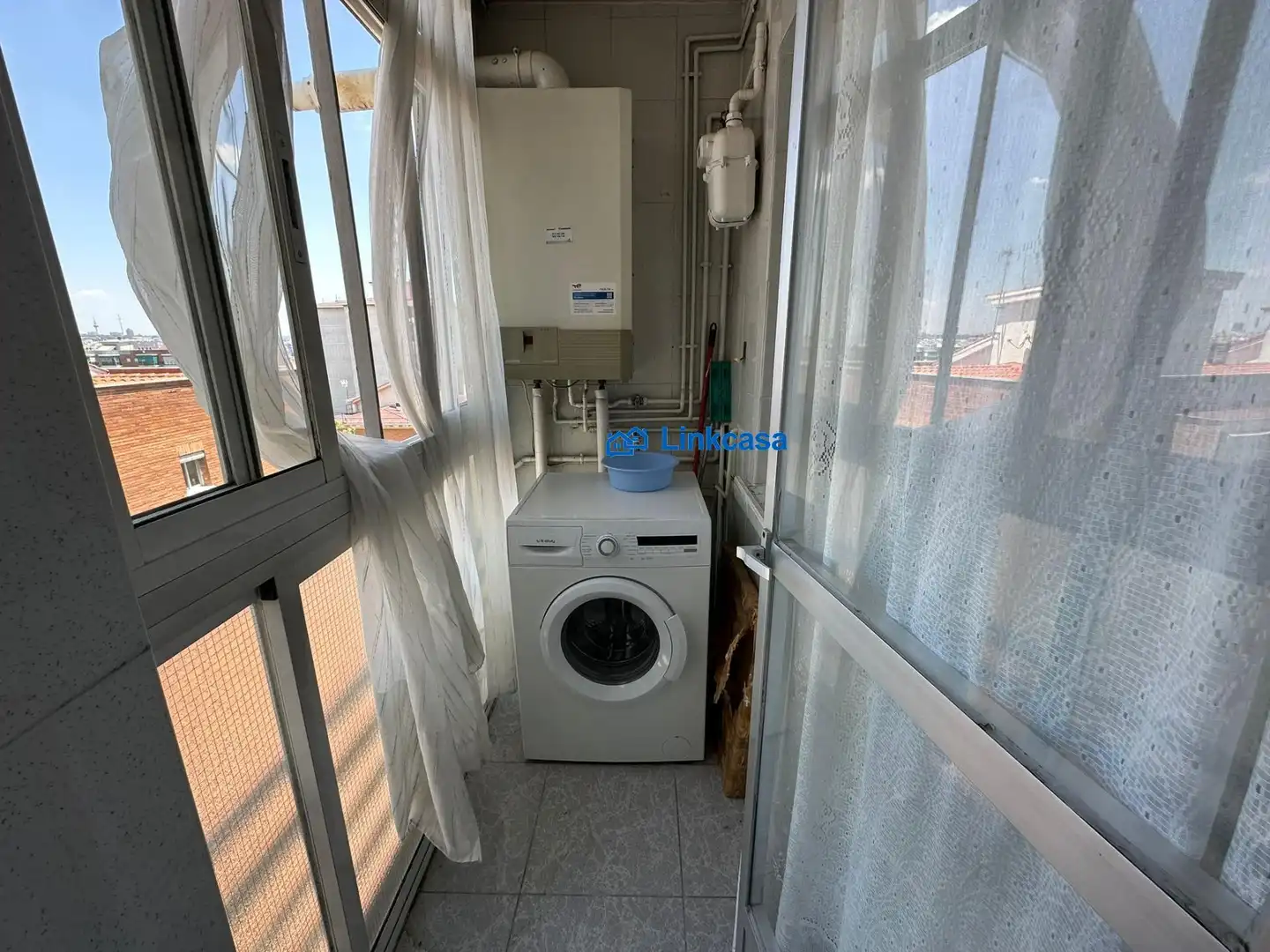 Terraza de Piso en venta en Madrid con Calefacción, Terraza y Amueblado