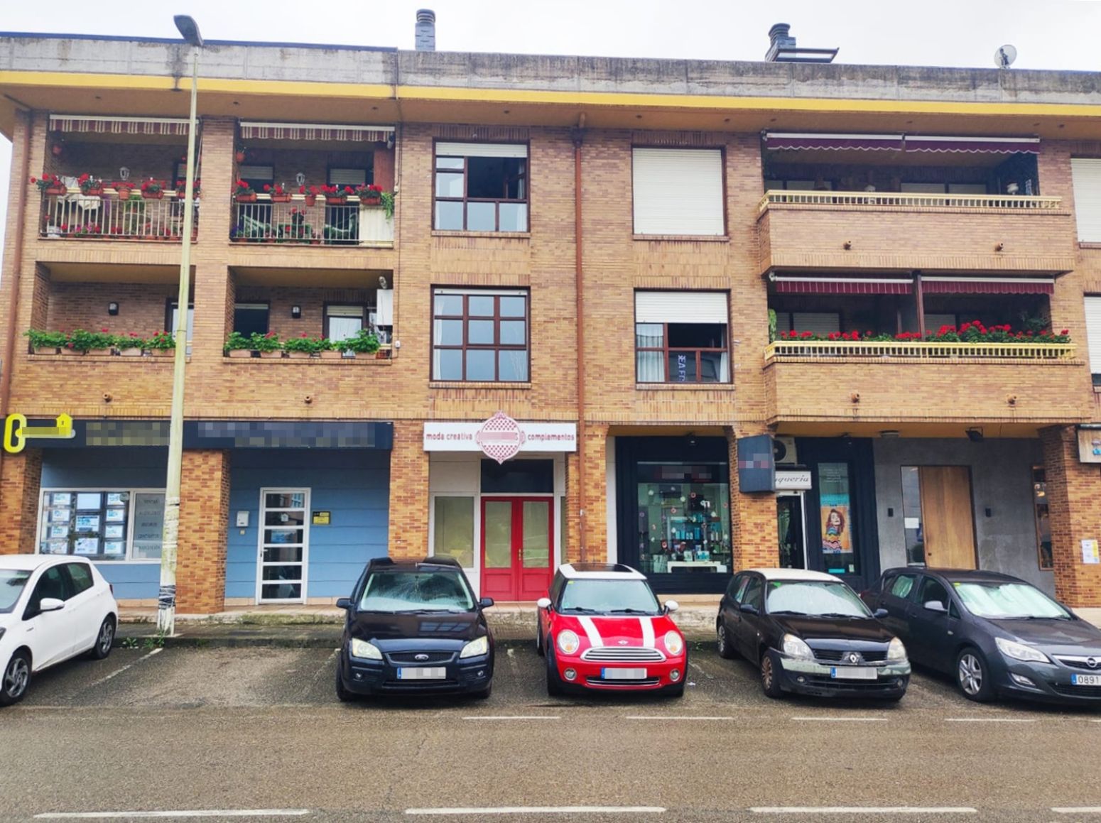 Außenansicht von Geschaftsraum zum verkauf in Santa María de Cayón