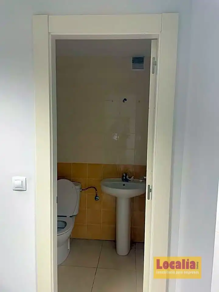 Büro mit Aufzug zur Miete in Julián Ceballos, imagen 7