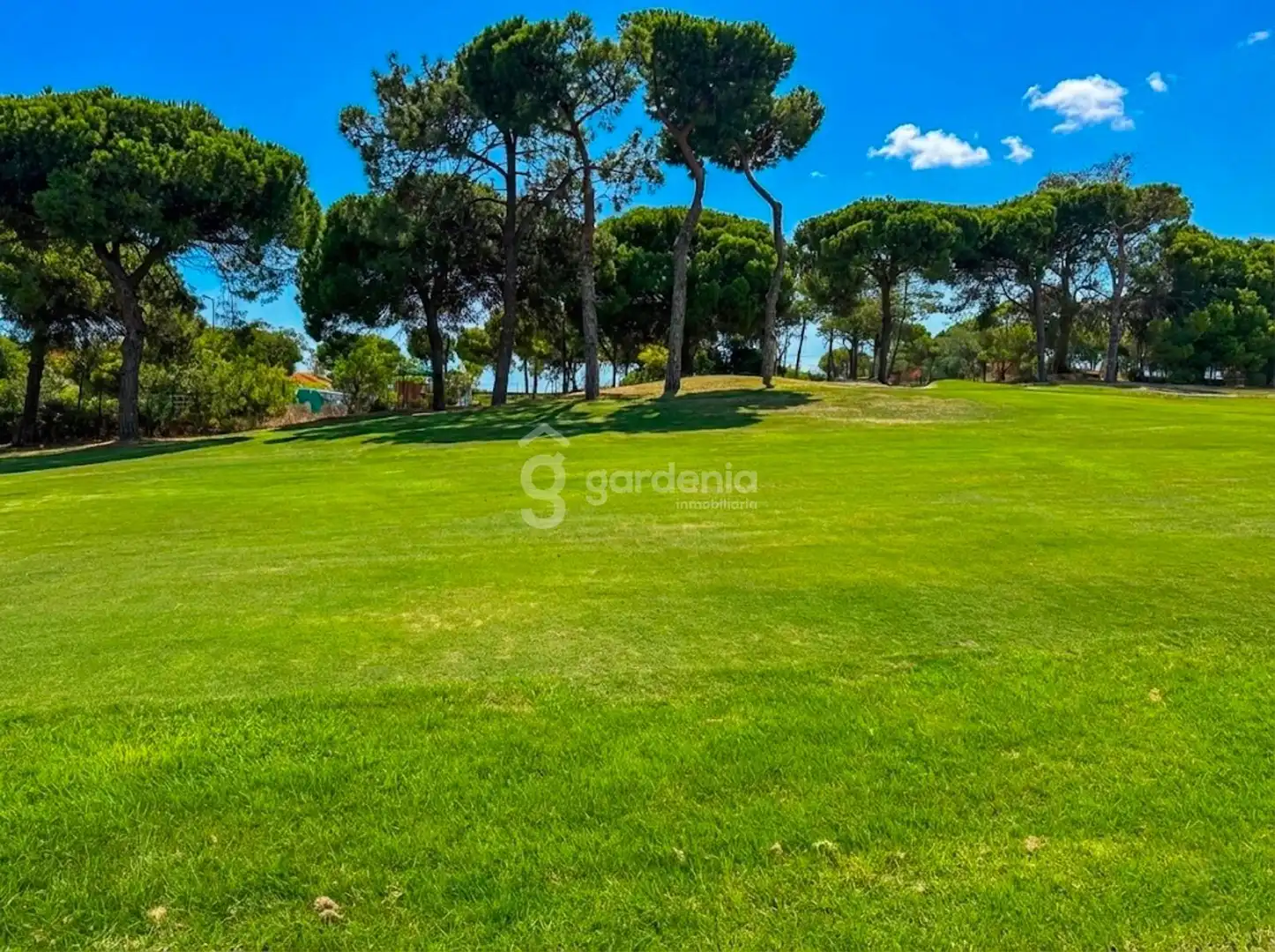 Einfamilien-Reihenhaus zum Verkauf in Islantilla mit Privatgarten und Terrasse
