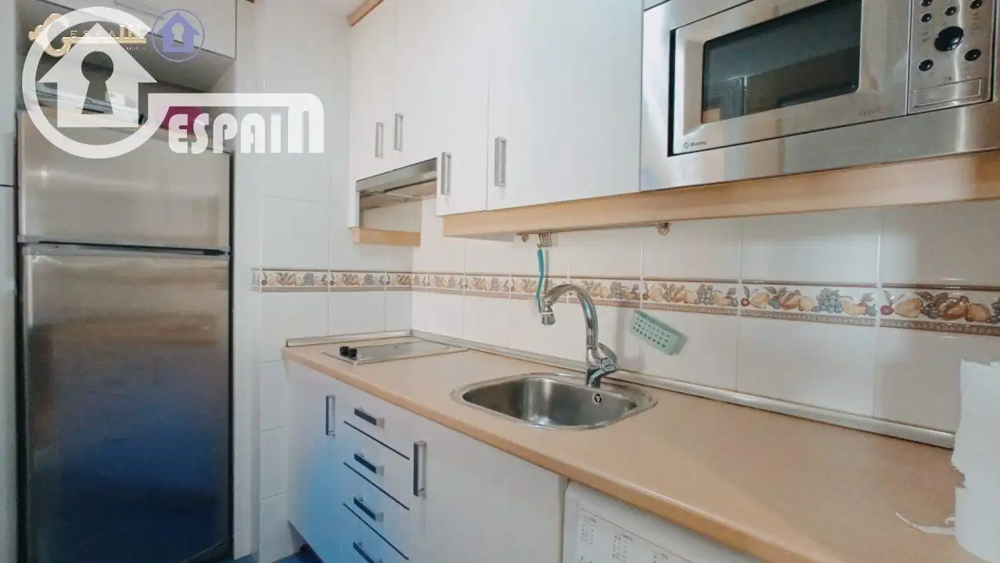 Cocina de Piso en venta en Madrid con Aire acondicionado, Calefacción y Jardín privado