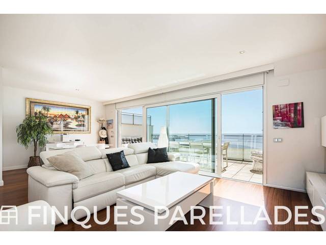 Ático en Venta en Can Girona - Terramar - Vinyet