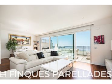 Penthouse mit Balkon zum Verkauf in Can Girona - Terramar - Vinyet
