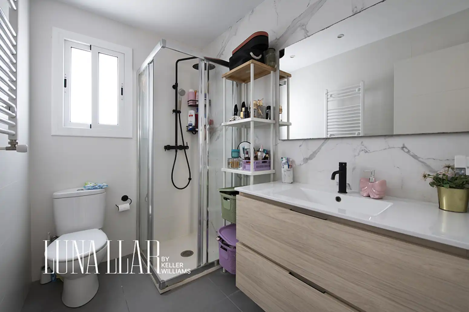 Bathroom of Attic for sale in Castelldefels  with Air Conditioner and Terrace
