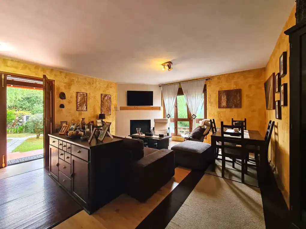 Sala de estar de Casa o chalet en venta en Pravia con Calefacción, Jardín privado y Terraza