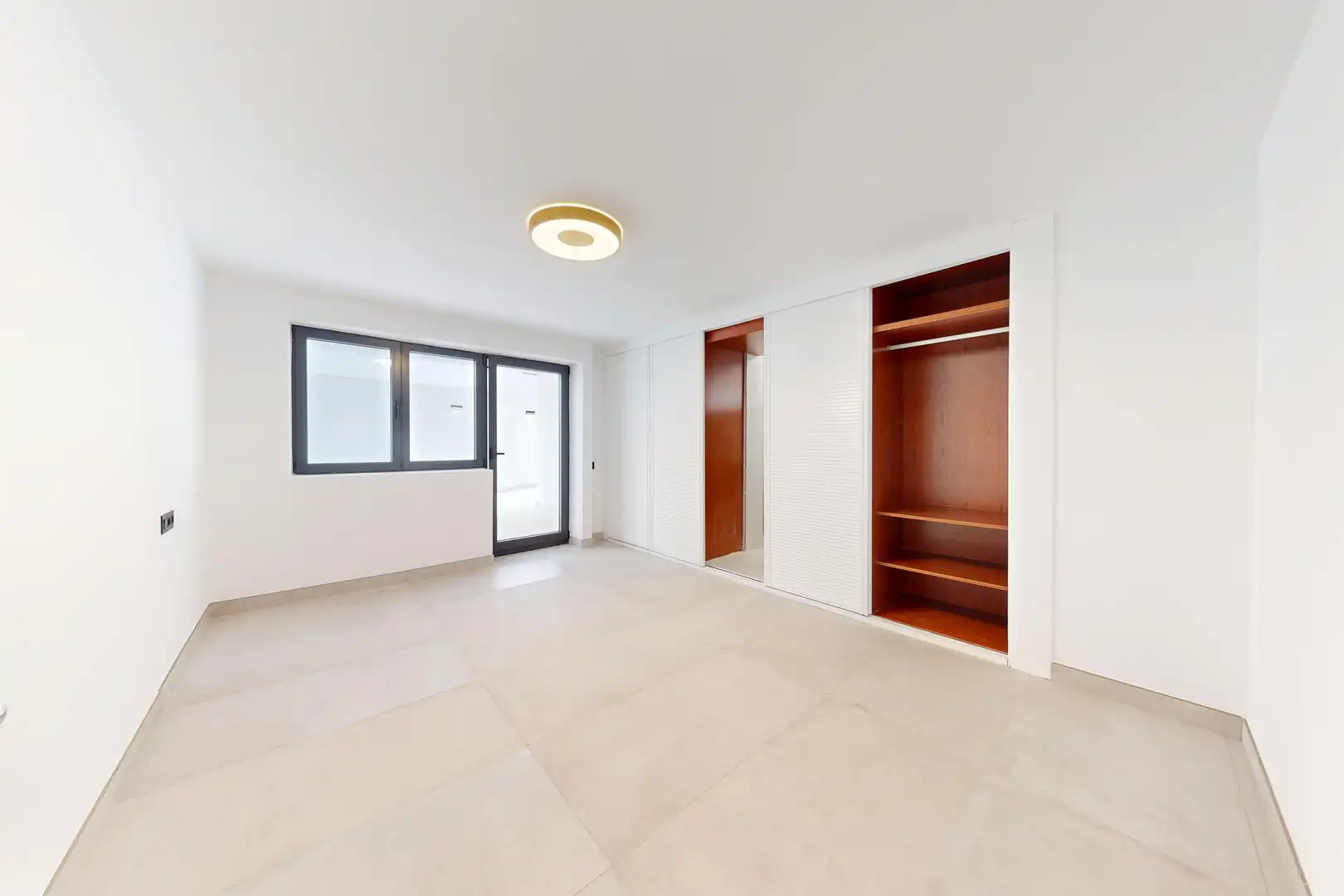 Wohnung zur Miete in Las Palmas de Gran Canaria mit Heizung, Terrasse und Abstellraum