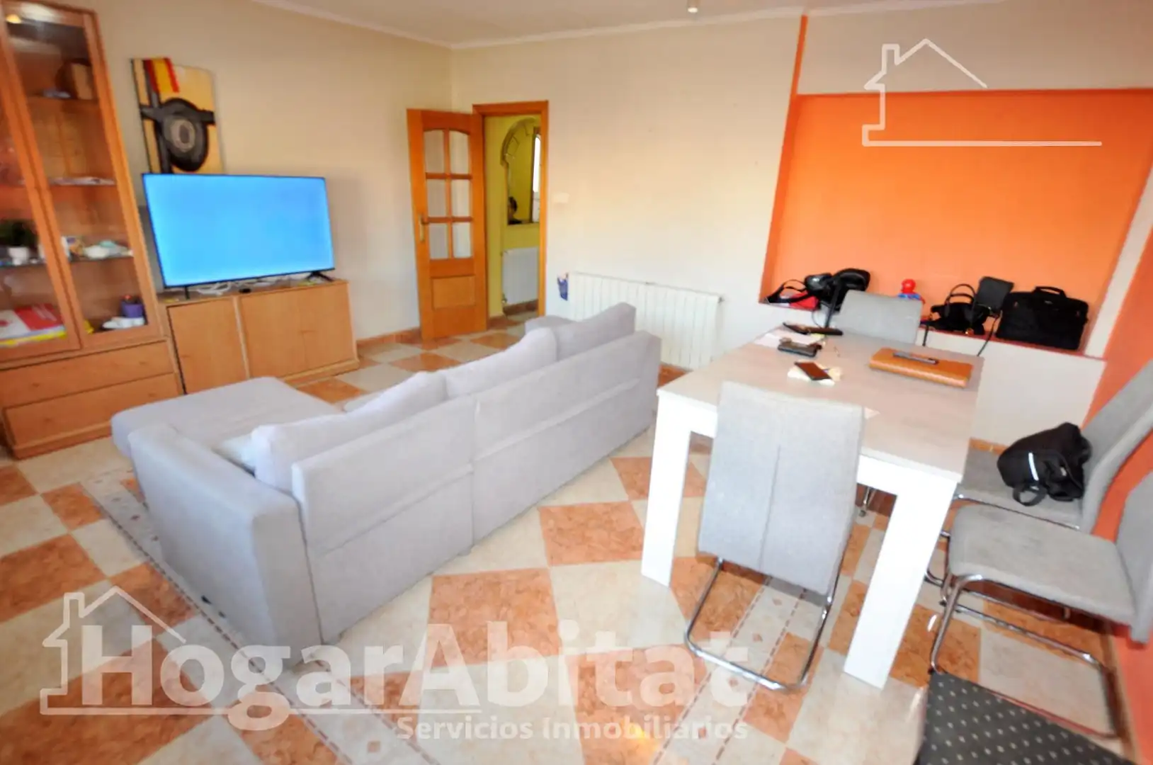 Sala d'estar de Pis en venda en Valencia amb Calefacció, Moblat i Balcó