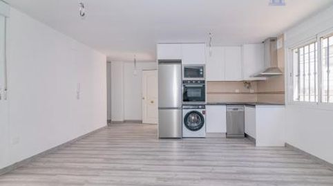 Foto 2 de Piso en venta en Eva Yerbabuena, 1, Ogíjares, Granada