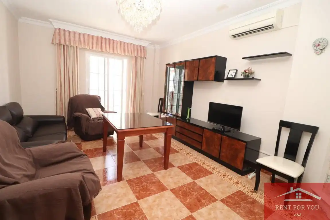 Living room of Flat for rent in Alhaurín El Grande  with Air Conditioner, Furnished and Balcony