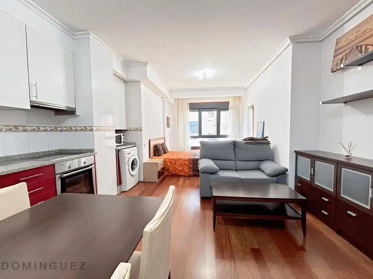 Sala de estar de Estudio en venta en Vigo  con Calefacción y Amueblado