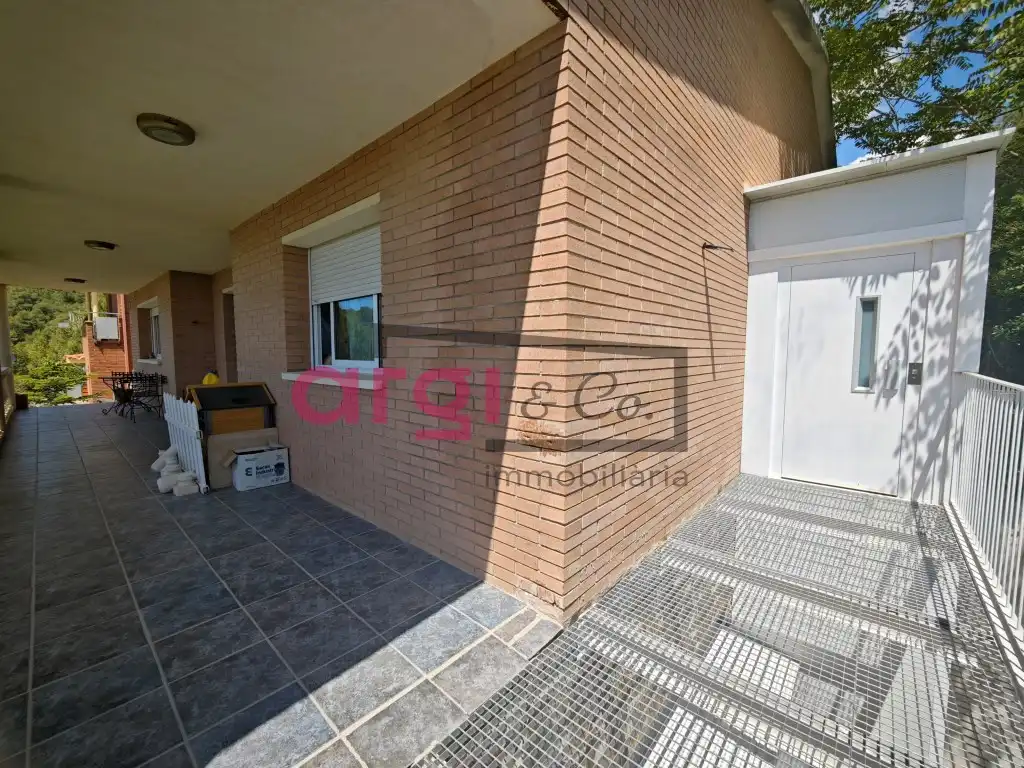 Vista exterior de Casa o chalet en venta en Begues