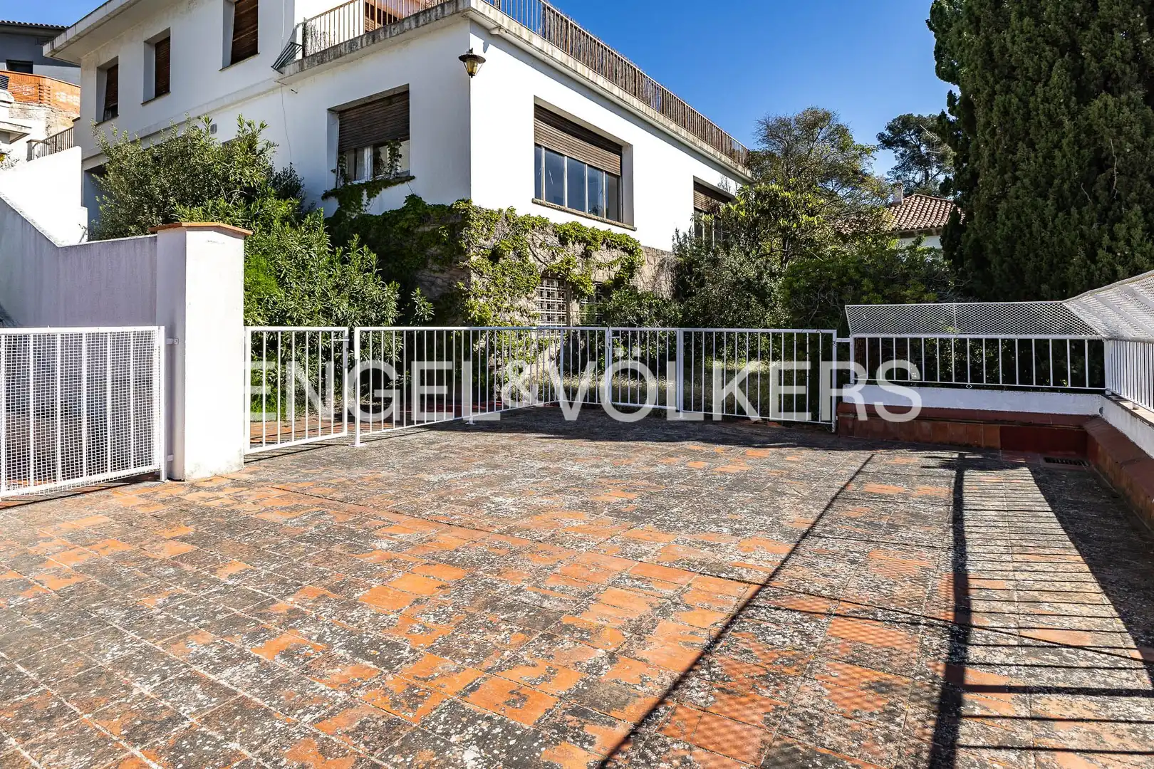 Vista exterior de Casa o xalet en venda en  Barcelona Capital amb Aire condicionat, Calefacció i Jardí privat