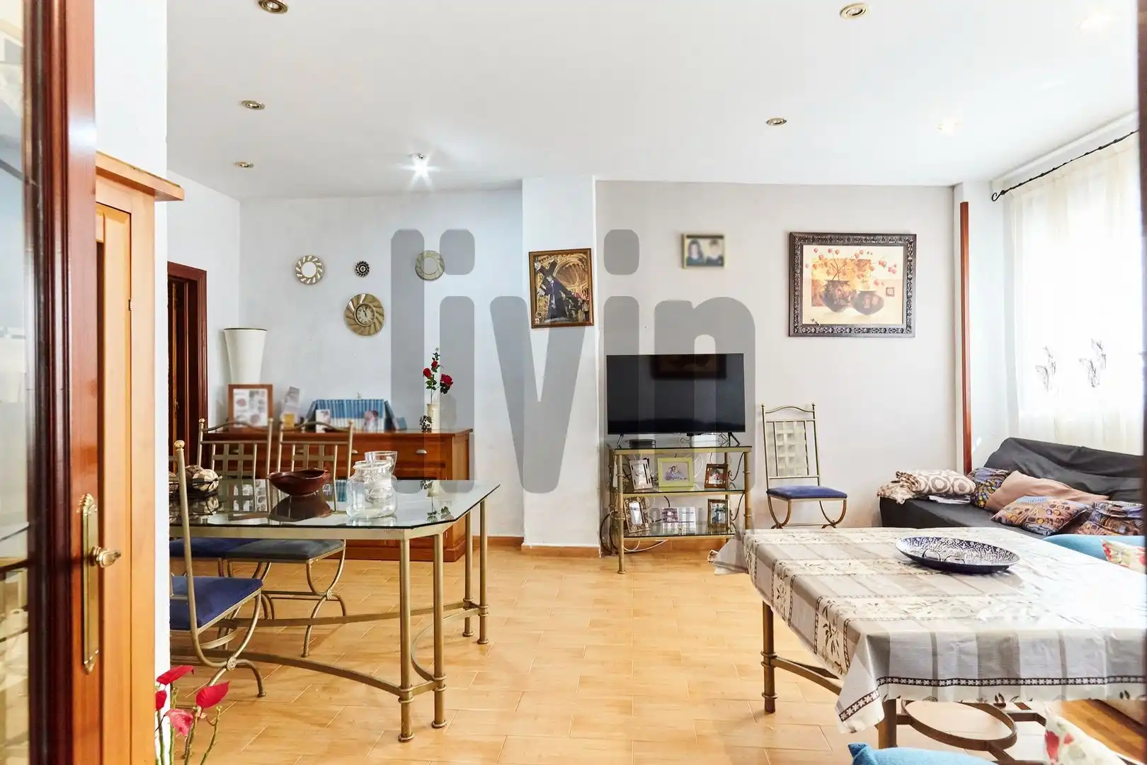 Sala d'estar de Casa adosada en venda en Jaén