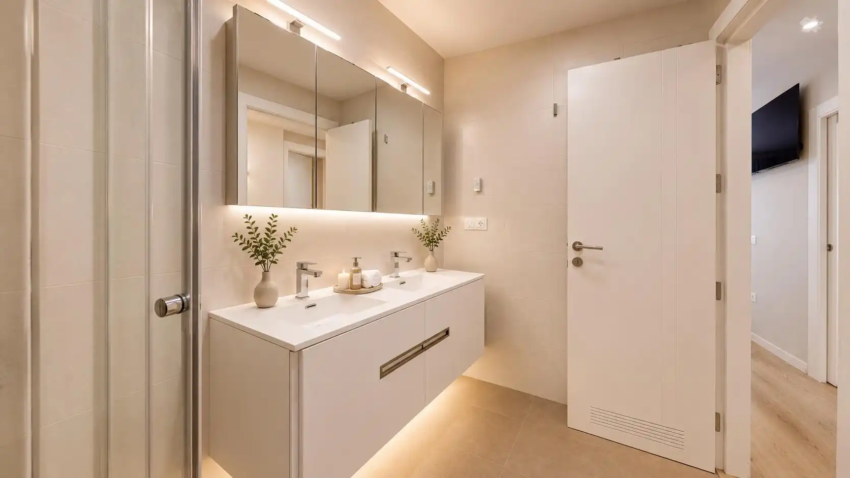 Bany de Àtic en venda en Almería amb Aire condicionat, Jardí privat i Terrassa