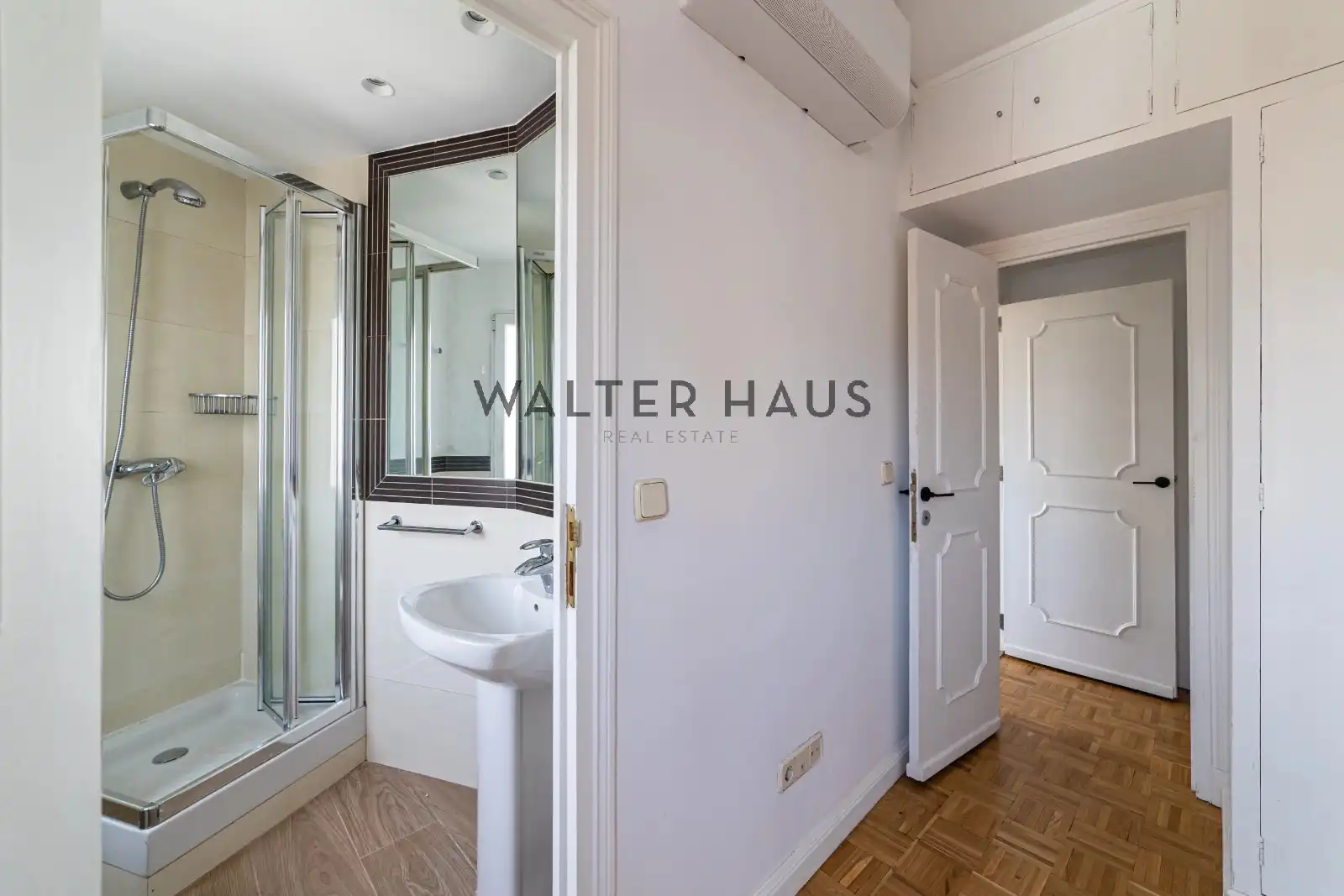 Baño de Piso de alquiler en Madrid con Aire acondicionado, Calefacción y Terraza