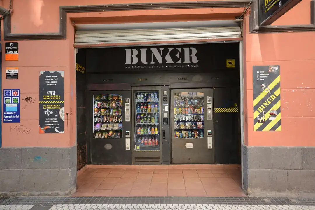 Local en venta en Donostia - San Sebastián  con Amueblado