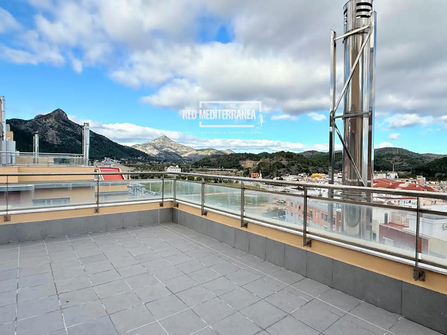 Terrasse von Dachboden zum Verkauf in Gandia mit Klimaanlage, Terrasse und Schwimmbad