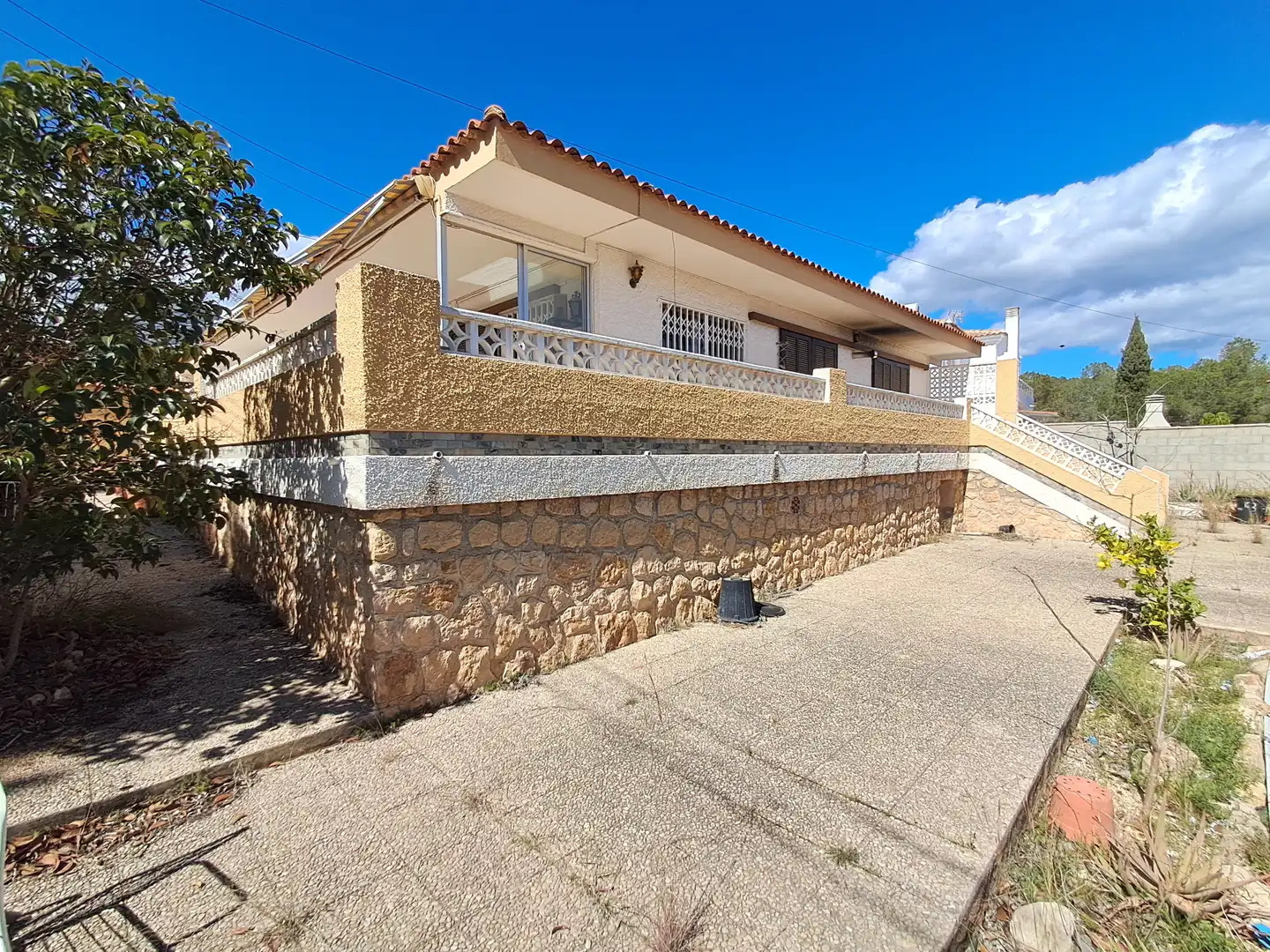 Vista exterior de Casa o chalet en venta en La Nucia con Jardín privado, Terraza y Horno