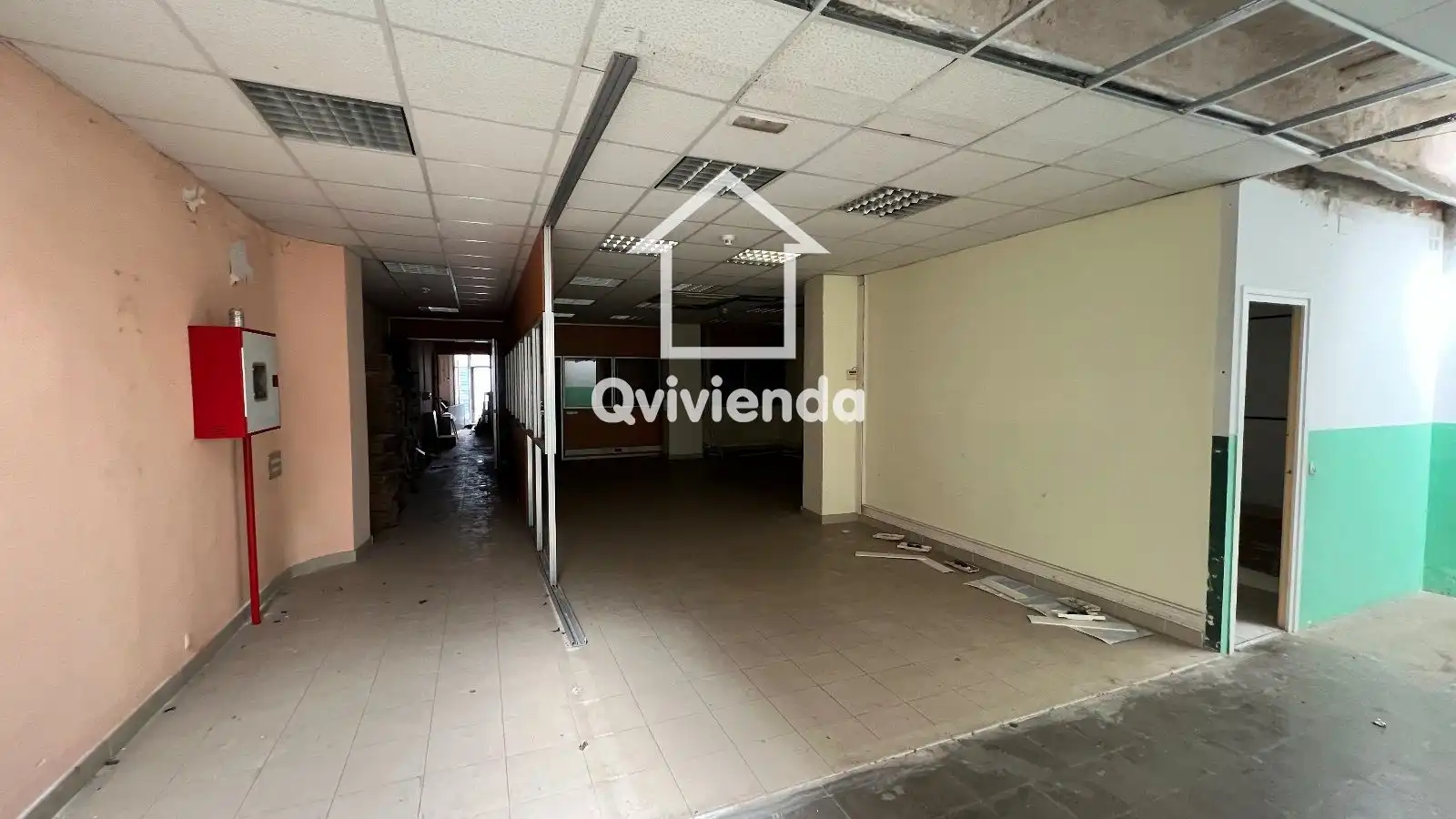 Local comercial en venta en Pau Claris, imagen 6