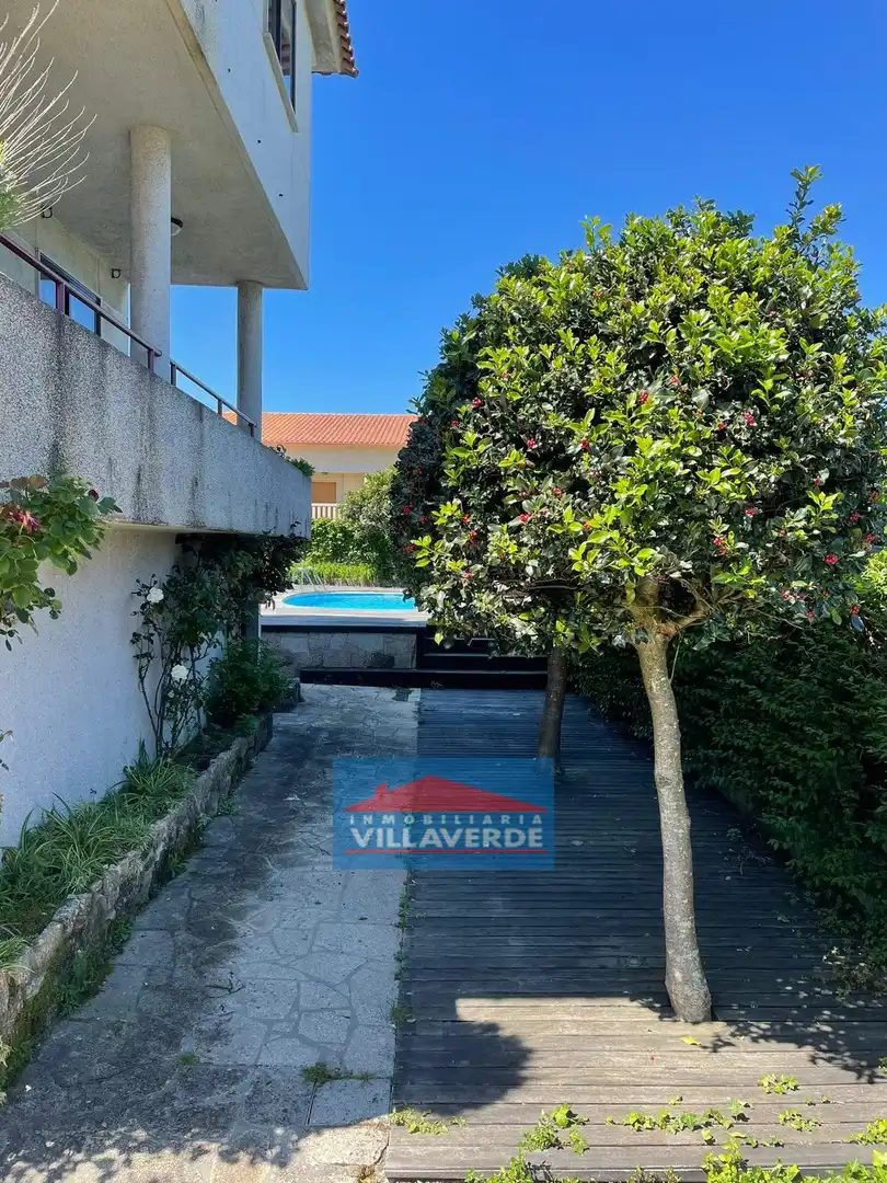 Jardín de Casa o chalet en venta en Cangas  con Aire acondicionado, Terraza y Trastero