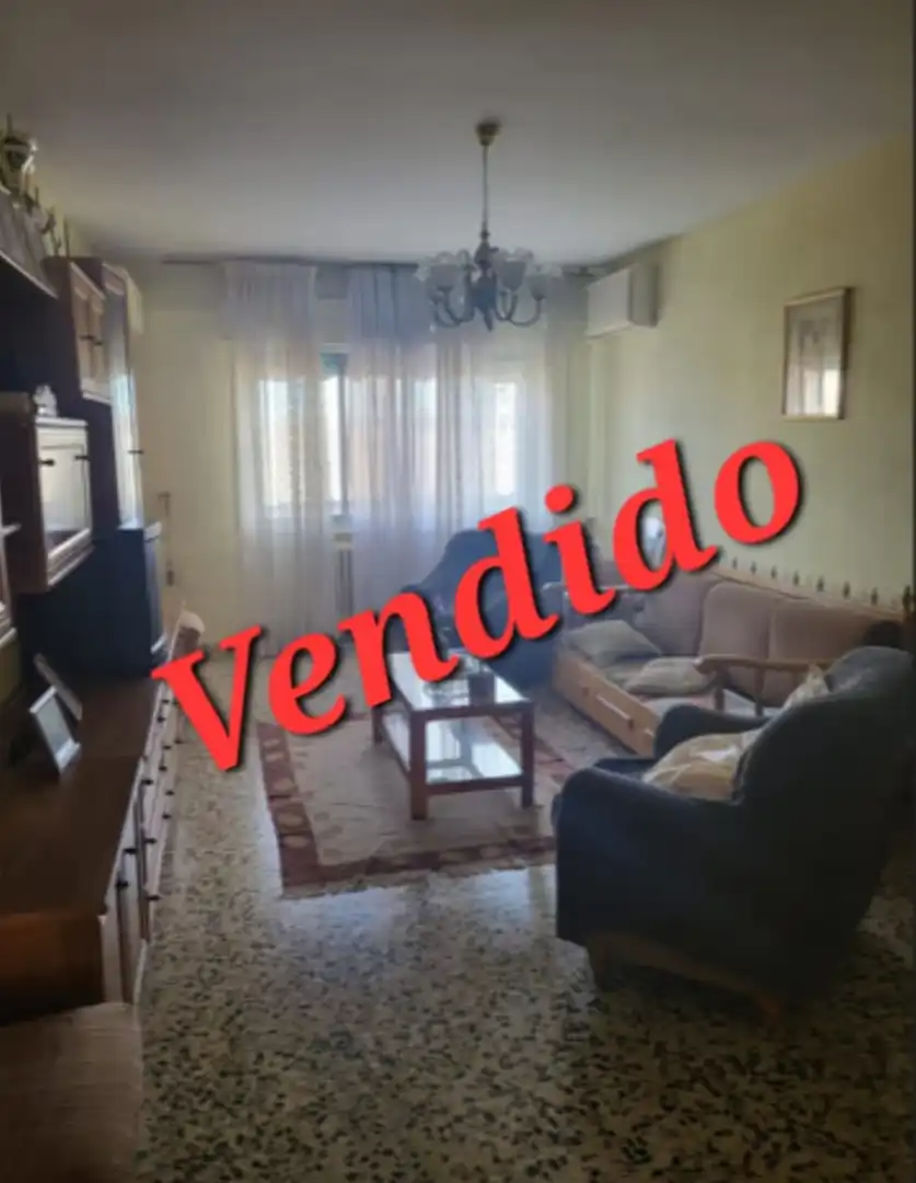 Pis en venda a Calle Iñigo López de Mendoza