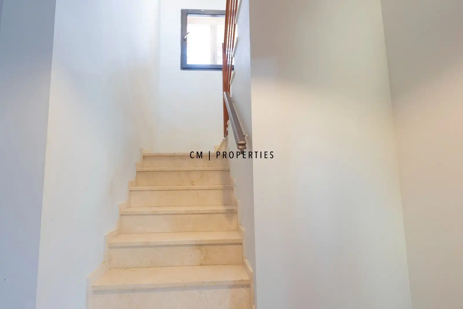 Chalet con piscina en venta en Alfinach - Los Monasterios, imagen 39