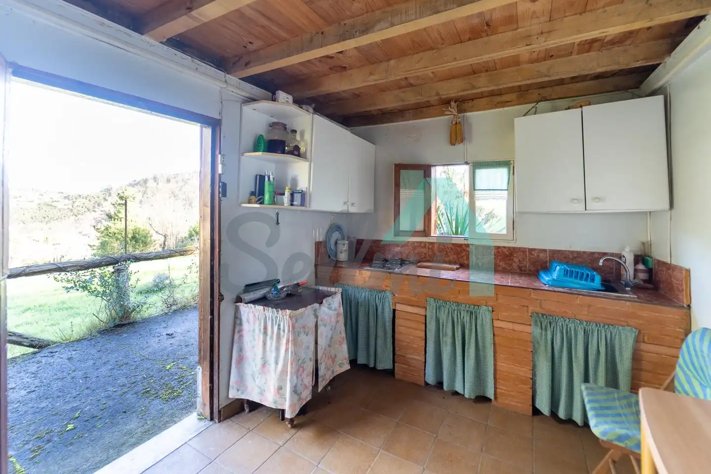Cocina de Finca rústica en venta en Oviedo  con Jardín privado y Terraza
