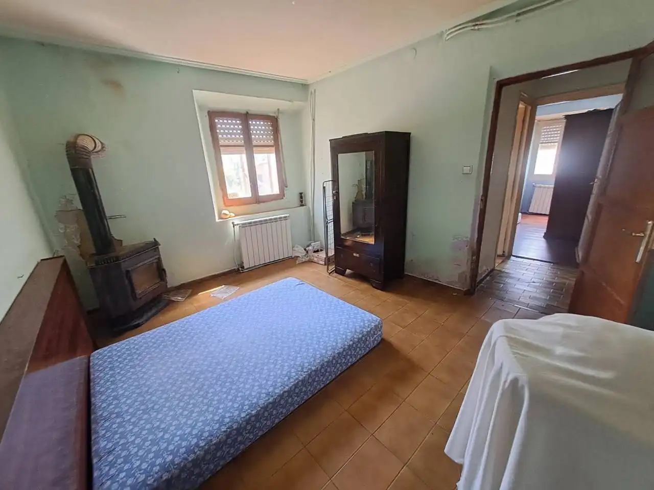 Bedroom of Houses for sale in Las Quintanillas