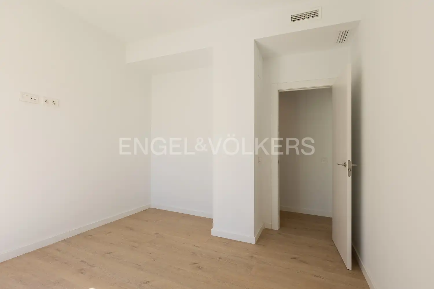 Piso de alquiler en Valencia con Aire acondicionado, Calefacción y Parquet