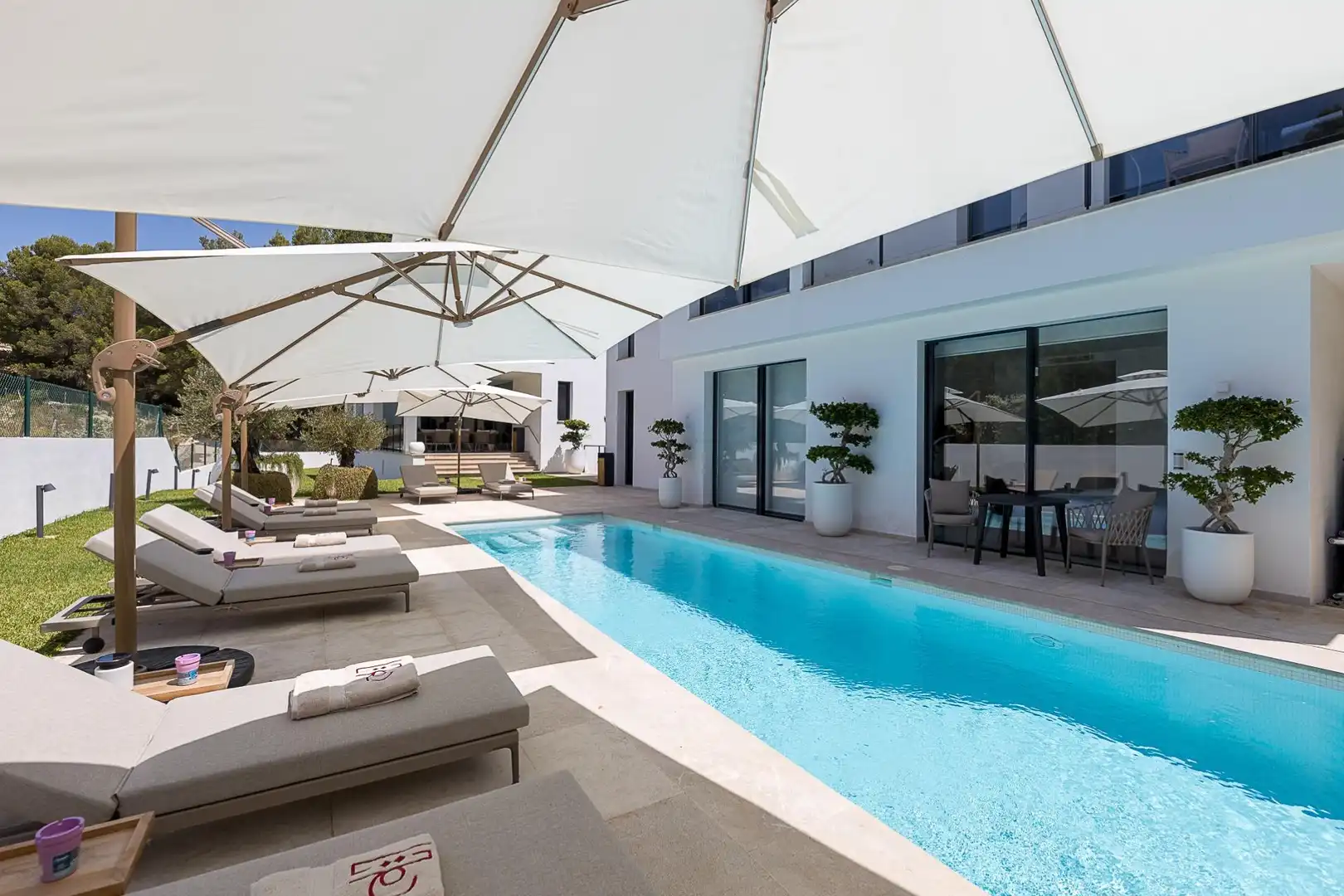Piscina de Casa o xalet en venda en  Palma de Mallorca amb Aire condicionat, Calefacció i Jardí privat