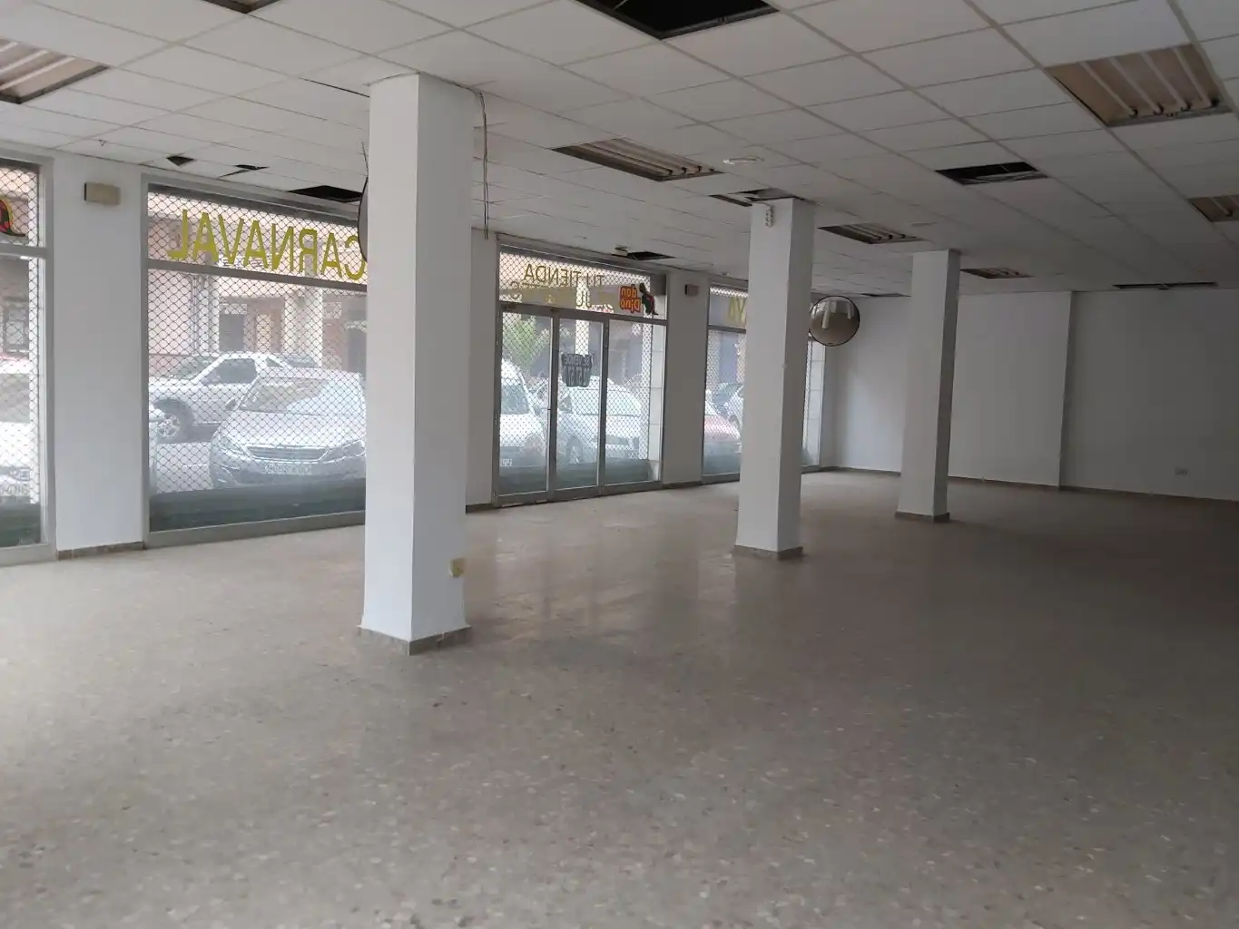 Local comercial en venda a Carrer de la Mestra Inés Mir, imagen 5