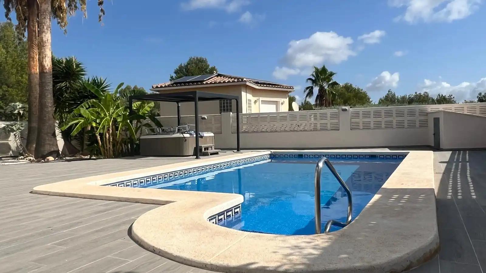 Casa con piscina en venta en Gargasindi - Garduix - Colina del Sol, imagen 4