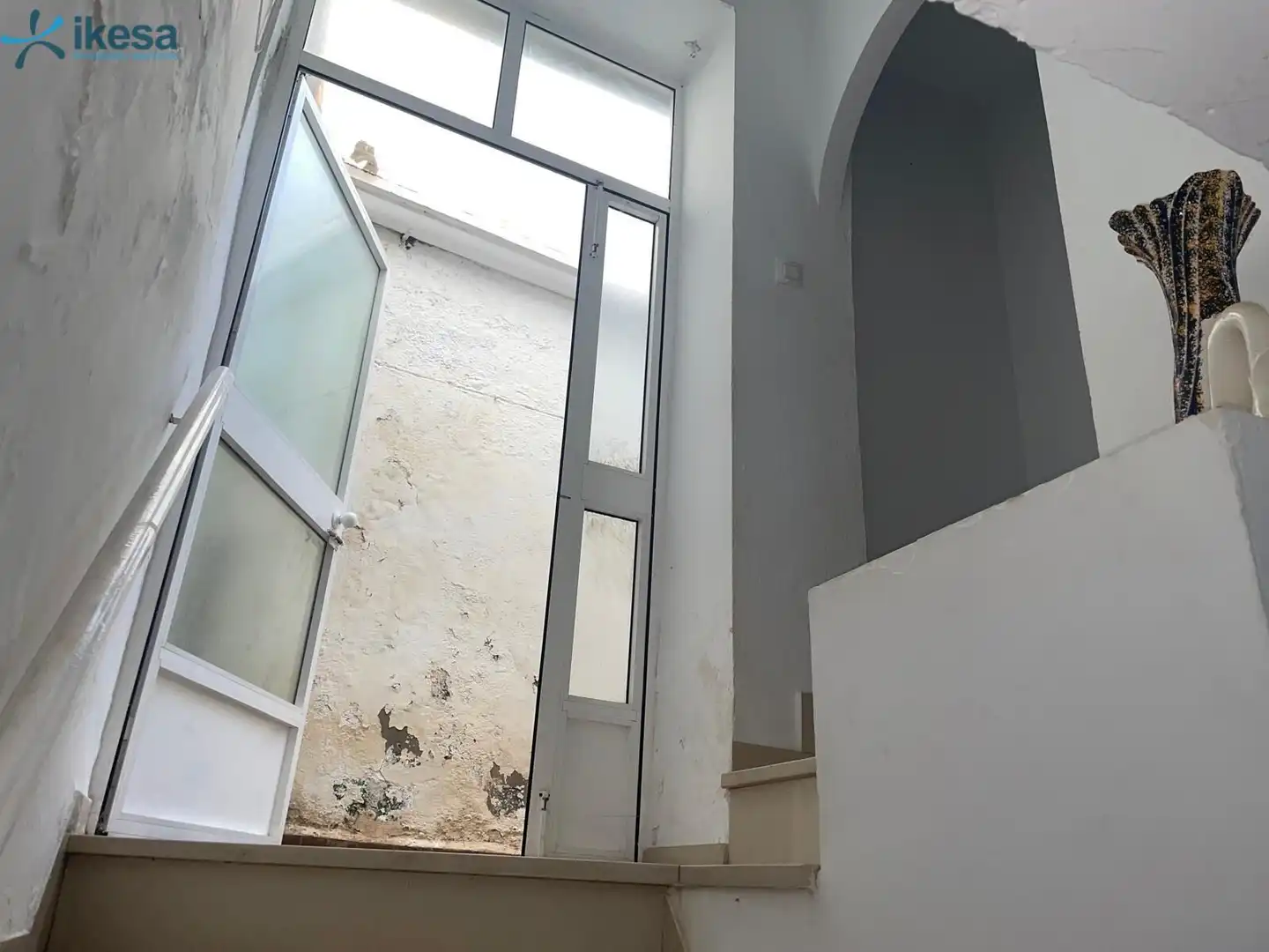 Casa adosada en venta en Constantina