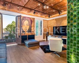 Sala d'estar de Apartament de lloguer en  Barcelona Capital amb Aire condicionat, Calefacció i Parquet